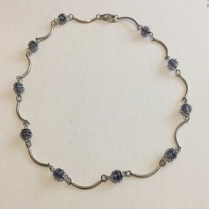 Blue bead silver tone scalloped necklace